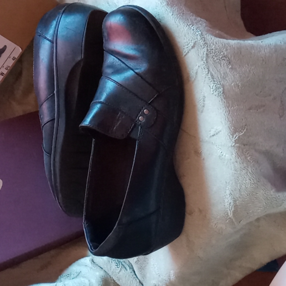 9W Clark's black.